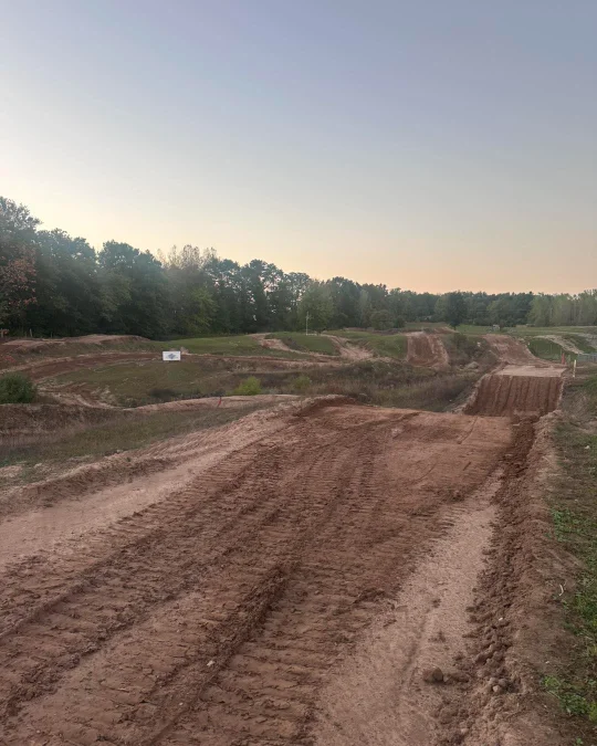 Big Air Motocross photo 1