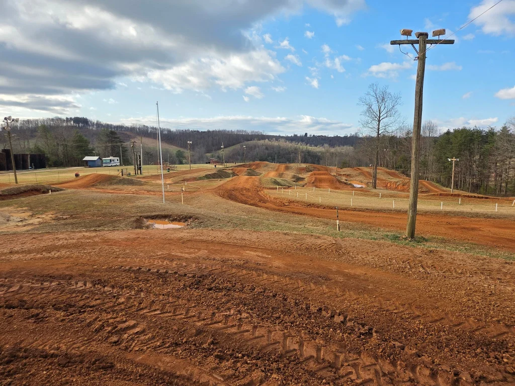 Daniels Ridge MX photo 1