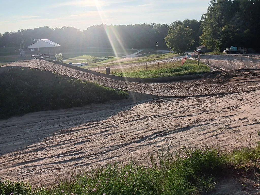 Dirt Inc photo 2