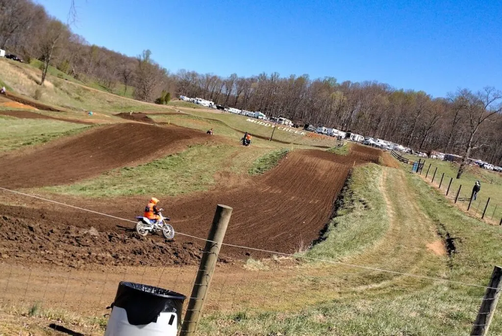 Muddy Creek Raceway photo 3