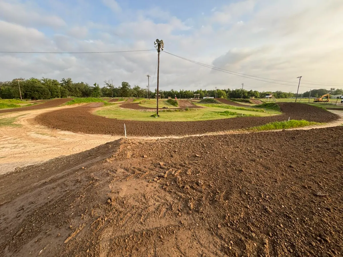 Swampland MX photo 1