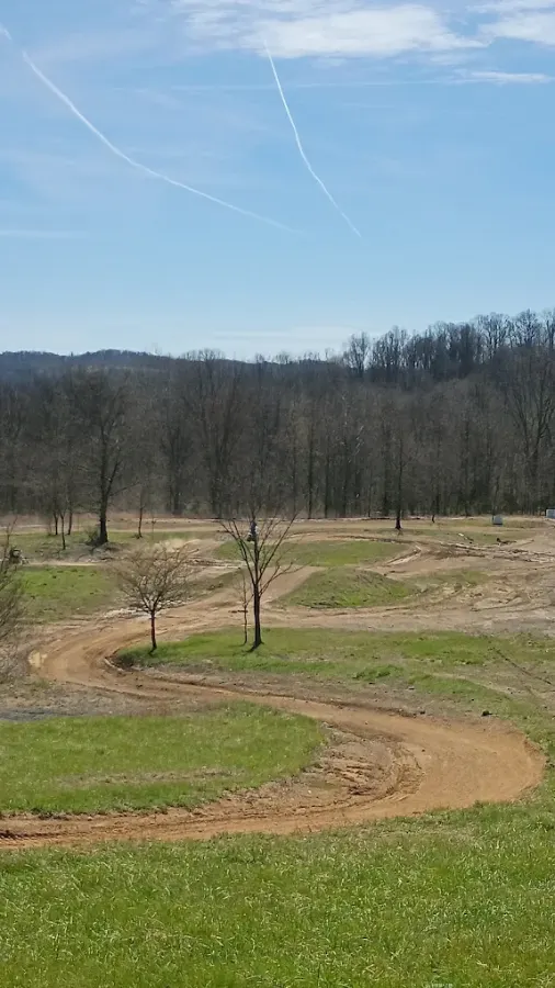 Track 93 photo 3