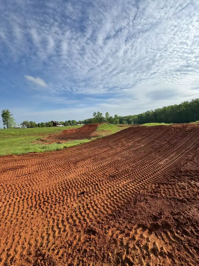 Greenbrier MX photo 2