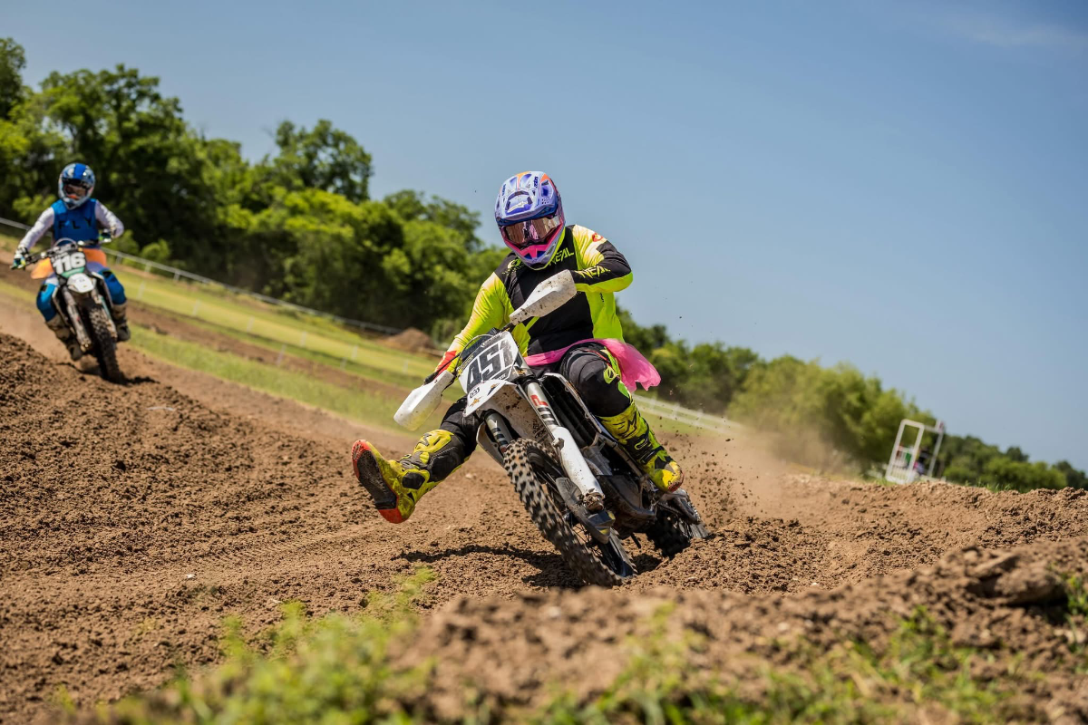 Black Gold MX Track  photo 1